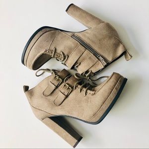 Mossimo Tan Faux Suede Booties Lace/Buckle Sz 6.5